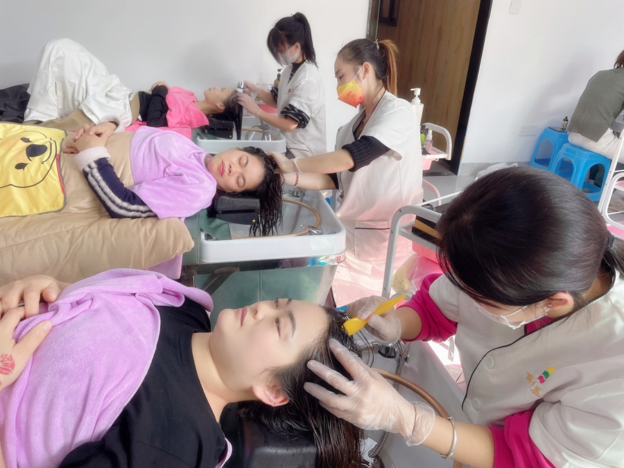 南寧頭療師：為什么越來(lái)越多人學(xué)頭療養(yǎng)發(fā)？