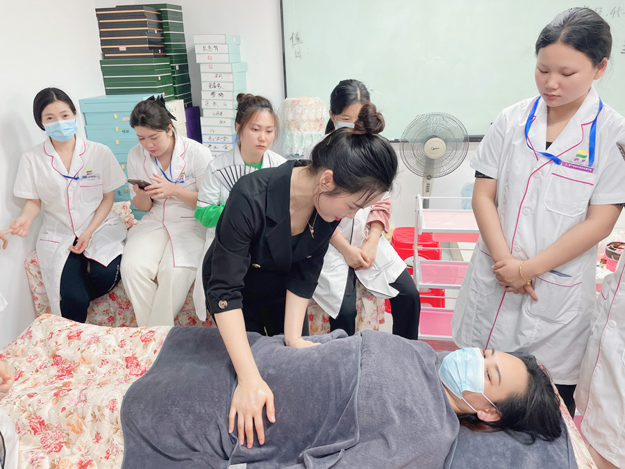 泥灸敷肚子的好，廣西美容美體操作講解