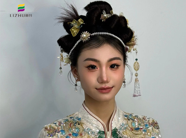  新中式秀禾造型，廣西新娘妝容造型培訓(xùn)