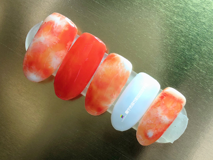 暈染美甲如何銜接自然的方法，美甲教程新手入門