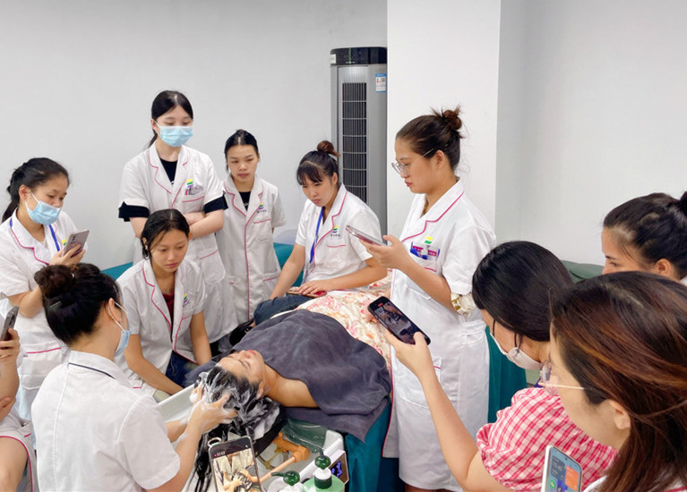 頭療洗頭有什么作用？南寧頭療培訓(xùn)學(xué)校實(shí)操講解