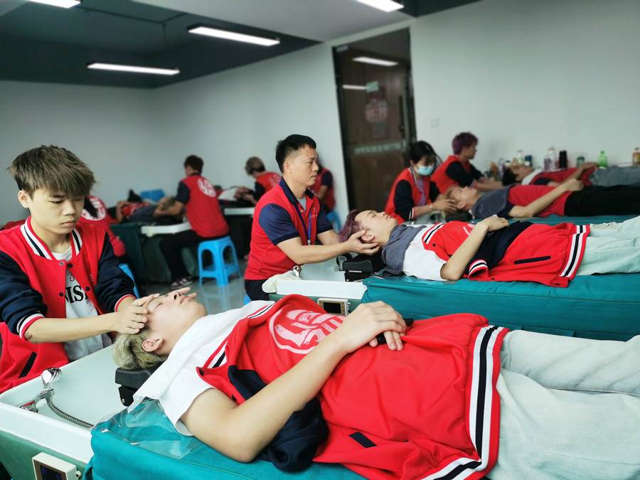 泰式洗頭有什么好處？南寧美發(fā)洗護(hù)培訓(xùn)學(xué)校告訴你