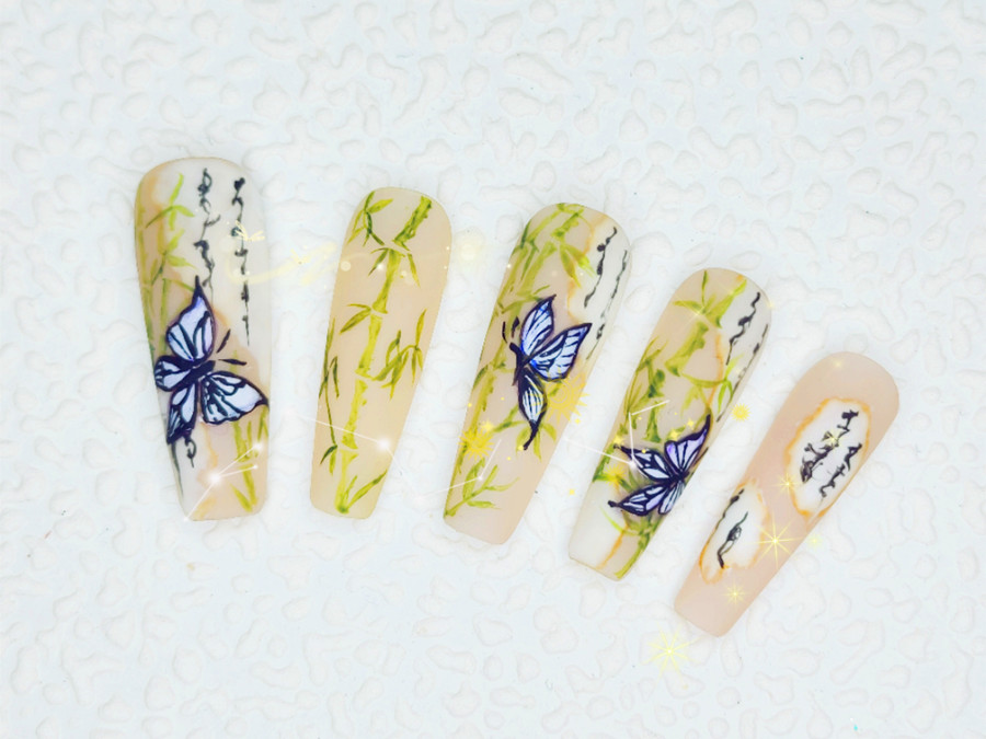 新中式美甲，告訴你南寧美甲去哪里學(xué)比較好？