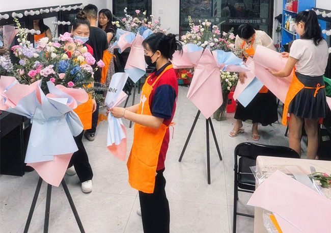 常見的開業(yè)花籃類型，南寧花藝培訓哪里的好？