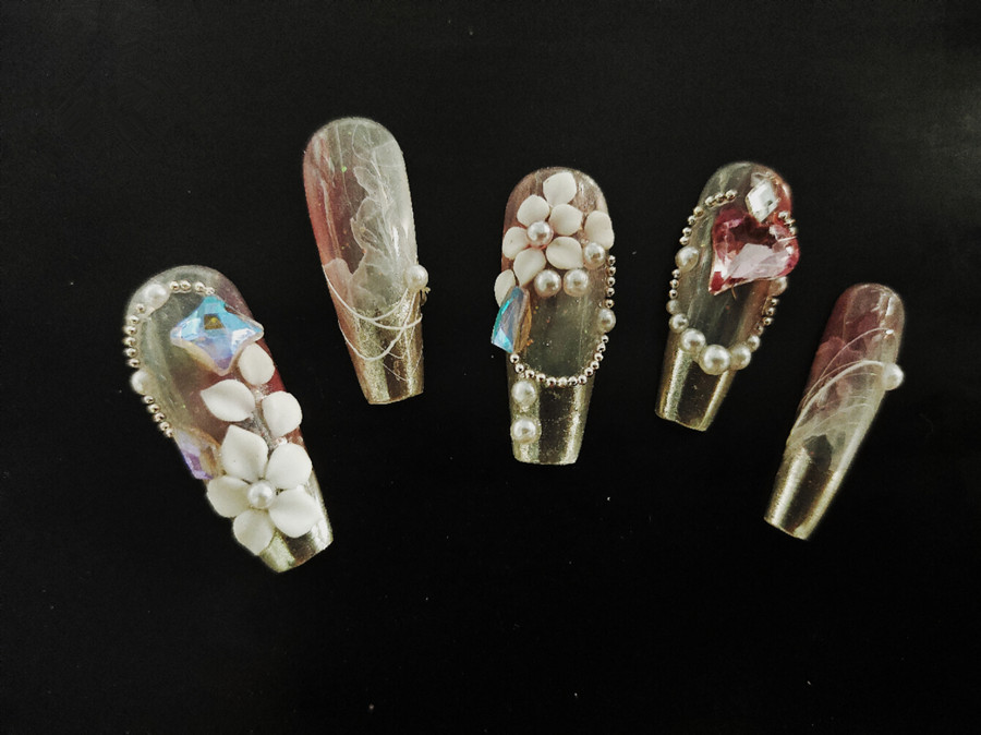 秋冬款尖花美甲，廣西美甲造型