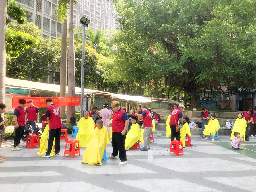 記錄南寧美發(fā)外出教學(xué)，告訴你南寧美發(fā)去哪學(xué)？