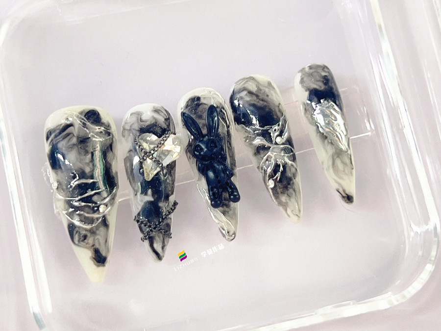 水墨暈染飾品美甲，南寧美甲店學徒必須款